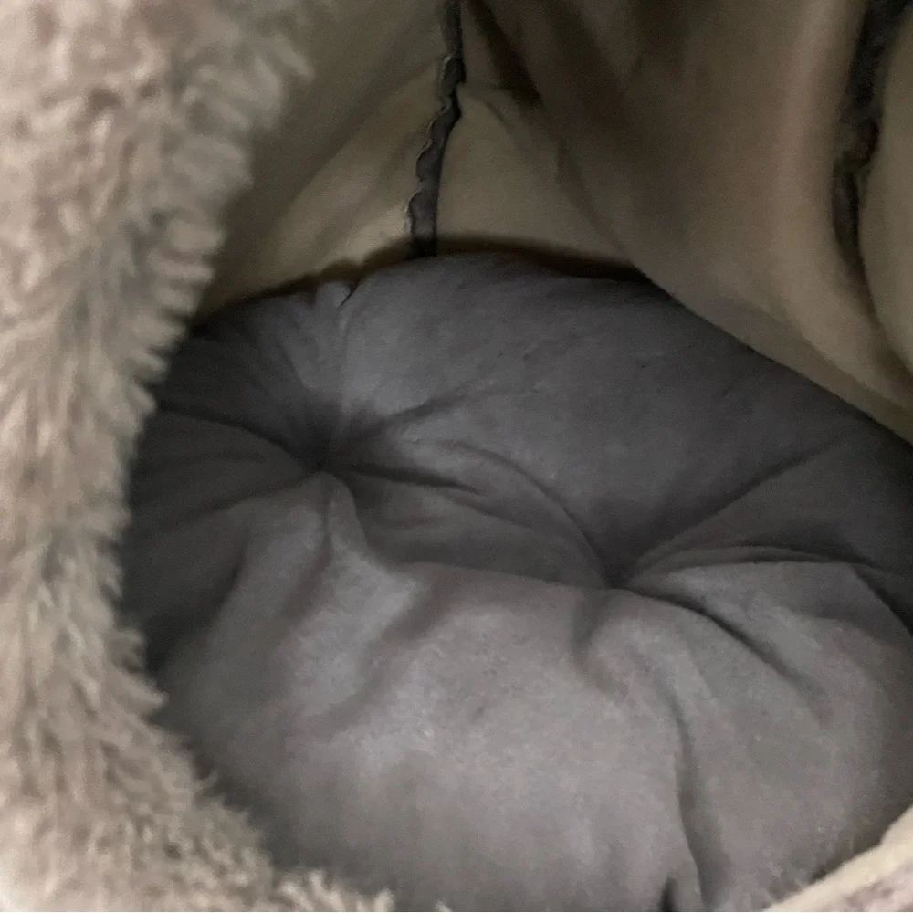 NANDOG Pet Gear Sloth Small Pet Bed Cozy Warm Super Soft Safe Space for your Pup